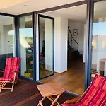 Exklusives Penthouse Im Ehemaligen Bunker