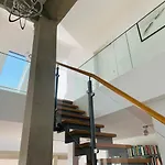 Exklusives Penthouse Im Ehemaligen Bunker